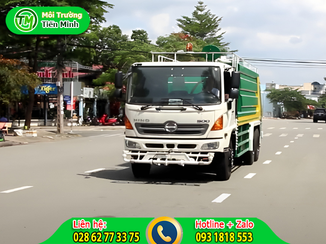 Cho thu&ecirc; xe bồn chở nước tưới c&acirc;y