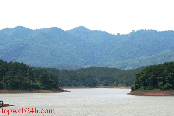 khu Du Lịch Khuôn Thần